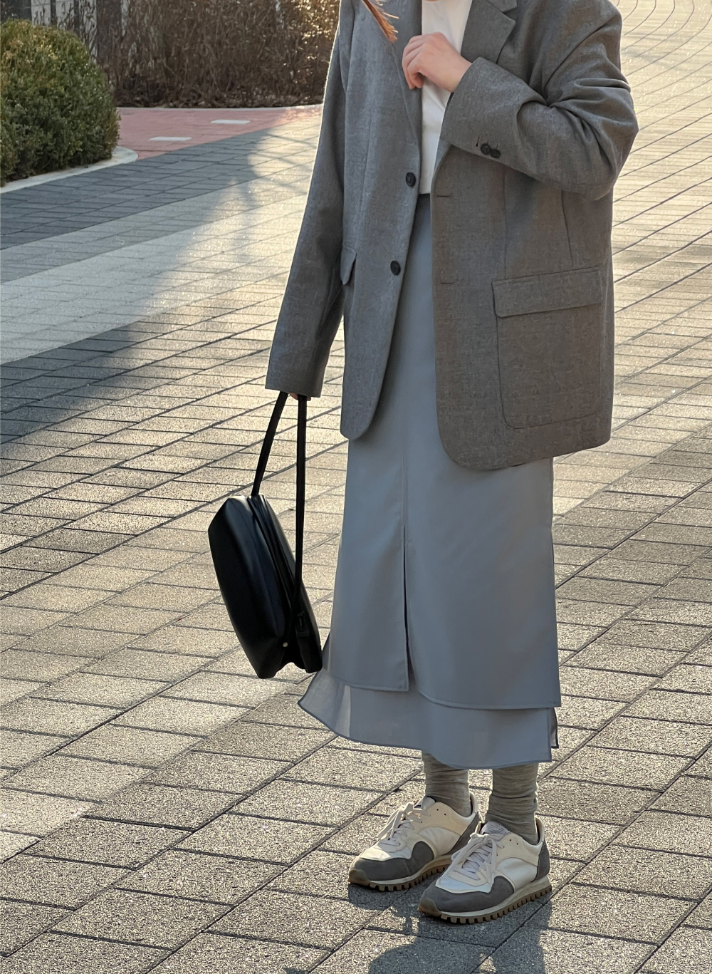 치마 모델 착용 이미지-S1L69